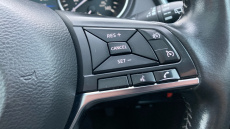 Nissan Qashqai 1.3 DiG-T N-Connecta 5dr Petrol Hatchback